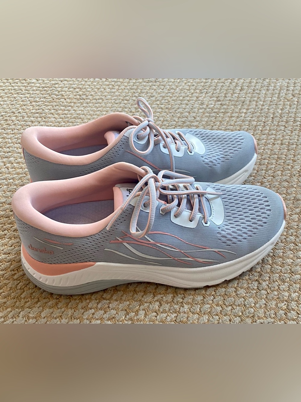 NWOT Dansko Pace Gray and Peach Walking Shoes Size 38, 7.5/8